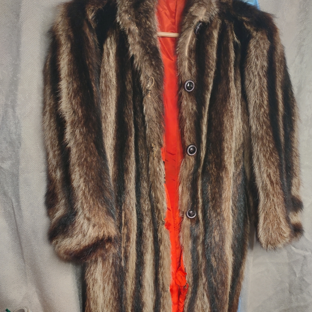 Women's Vintage  raccoon fur coat size M/PL
